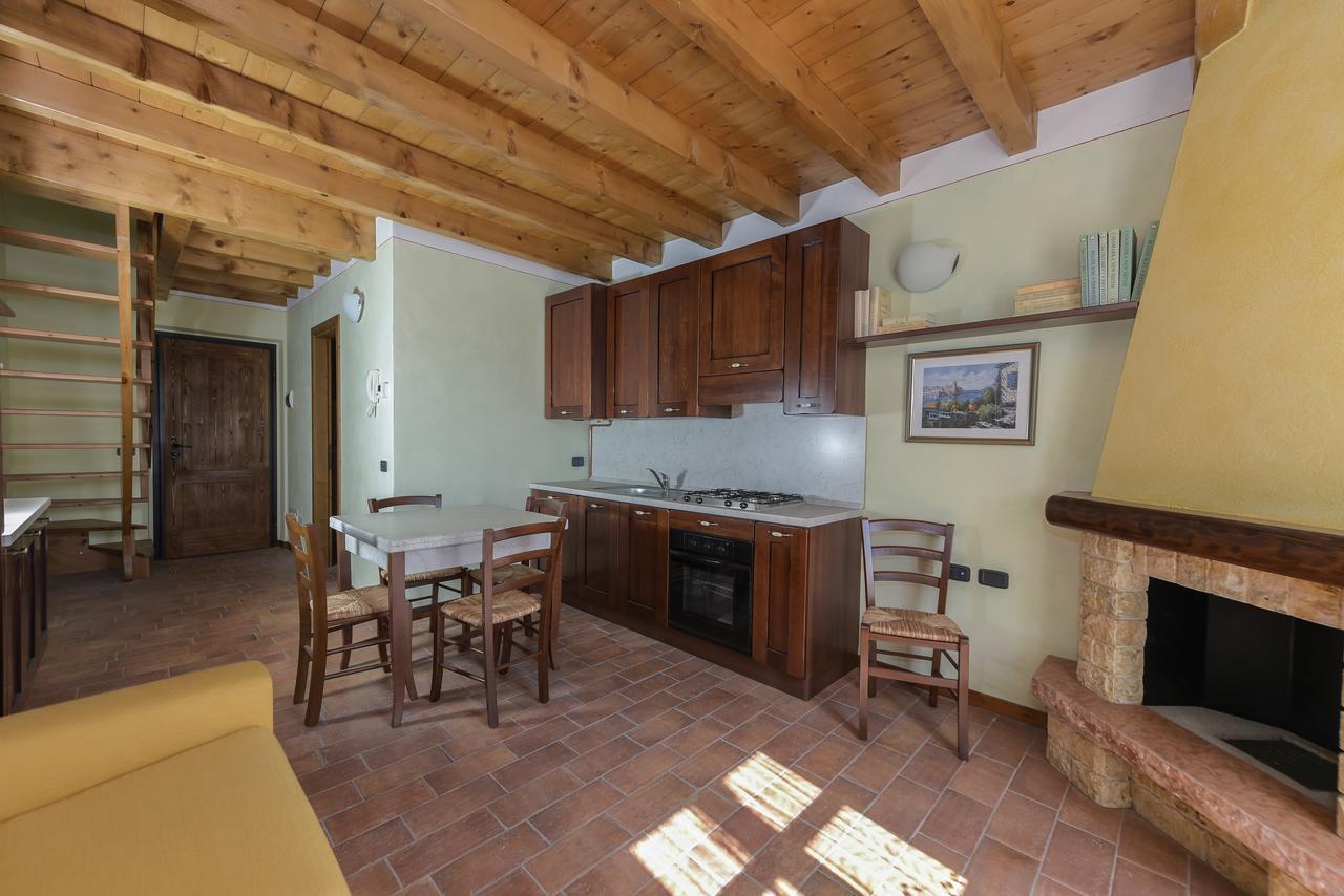 Residenza Borgo Antico Villa Paratico Exteriör bild